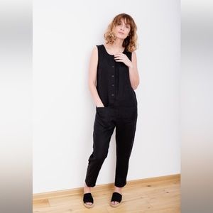 OFF ON LINEN jumpsuit- black, button front, pockets, excellent condition, SMALL